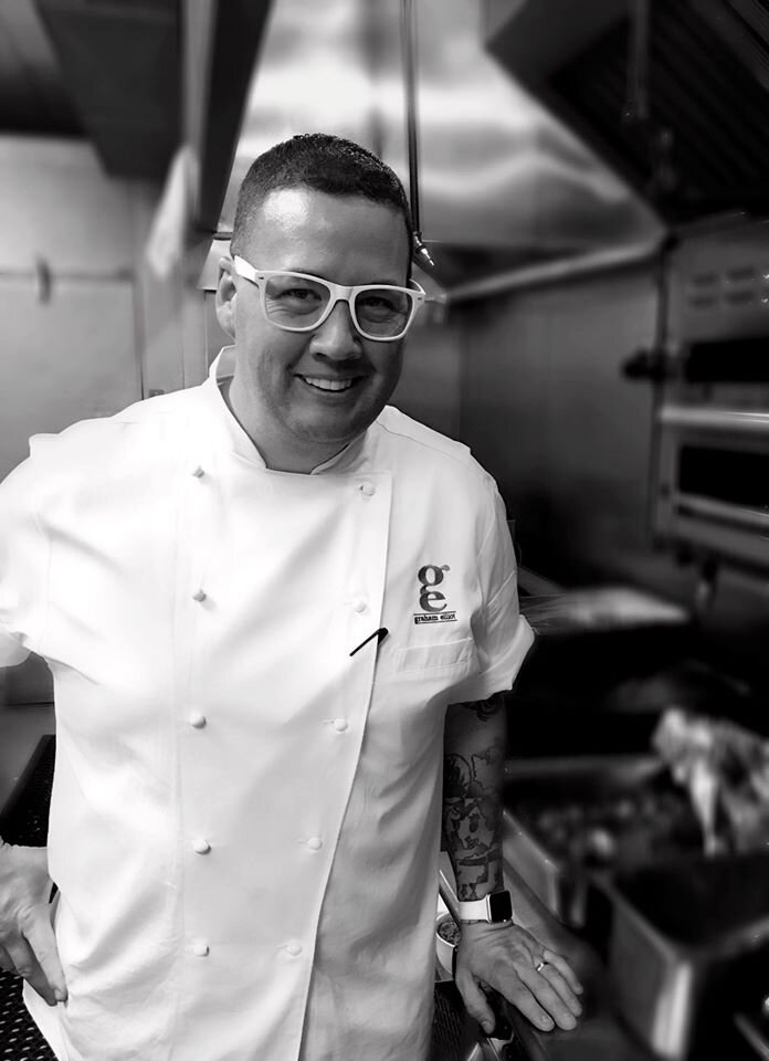 graham elliot bistro celebrity chef chicago