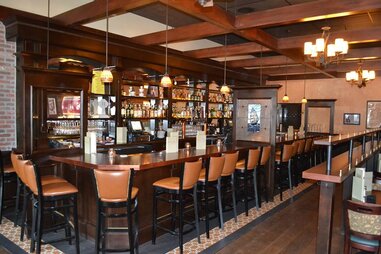 emmett’s public house twin cities msp