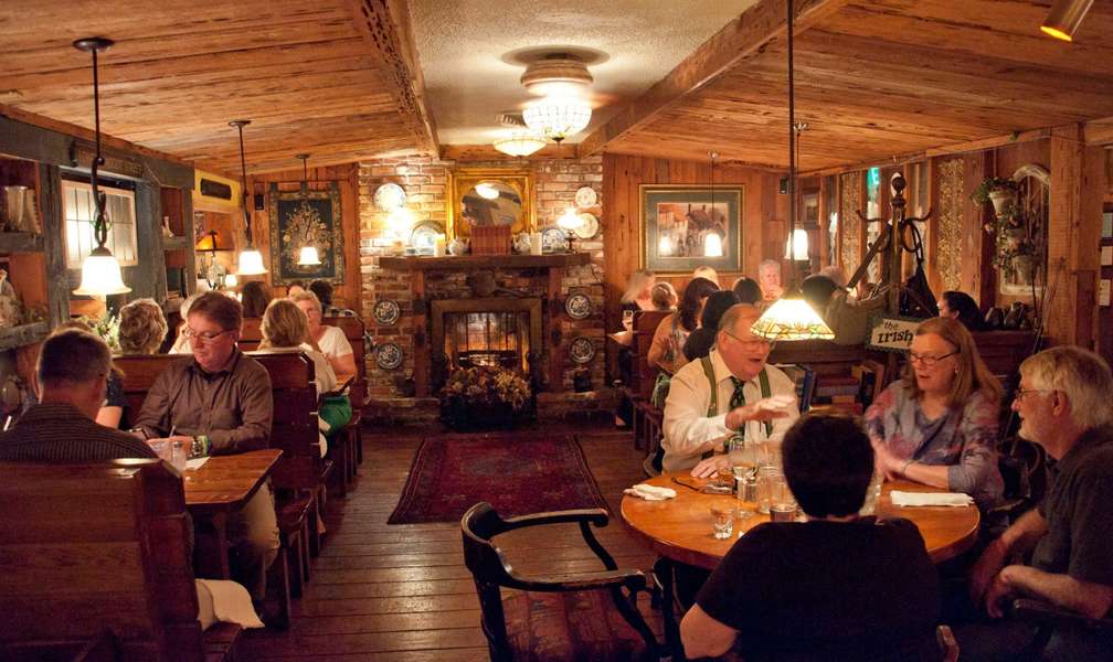 The Field Irish Pub & Eatery: A Fort Lauderdale, FL Bar - Thrillist