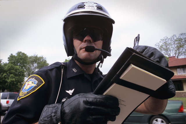 how-to-get-out-of-a-speeding-ticket-according-to-cops