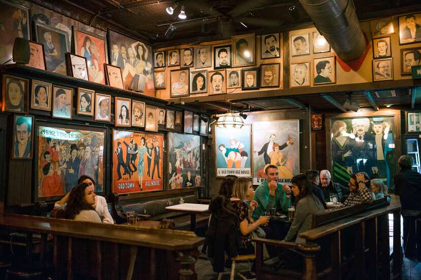 History Of The Old Town Ale House, Vintage Bar Stools Chicago Bears
