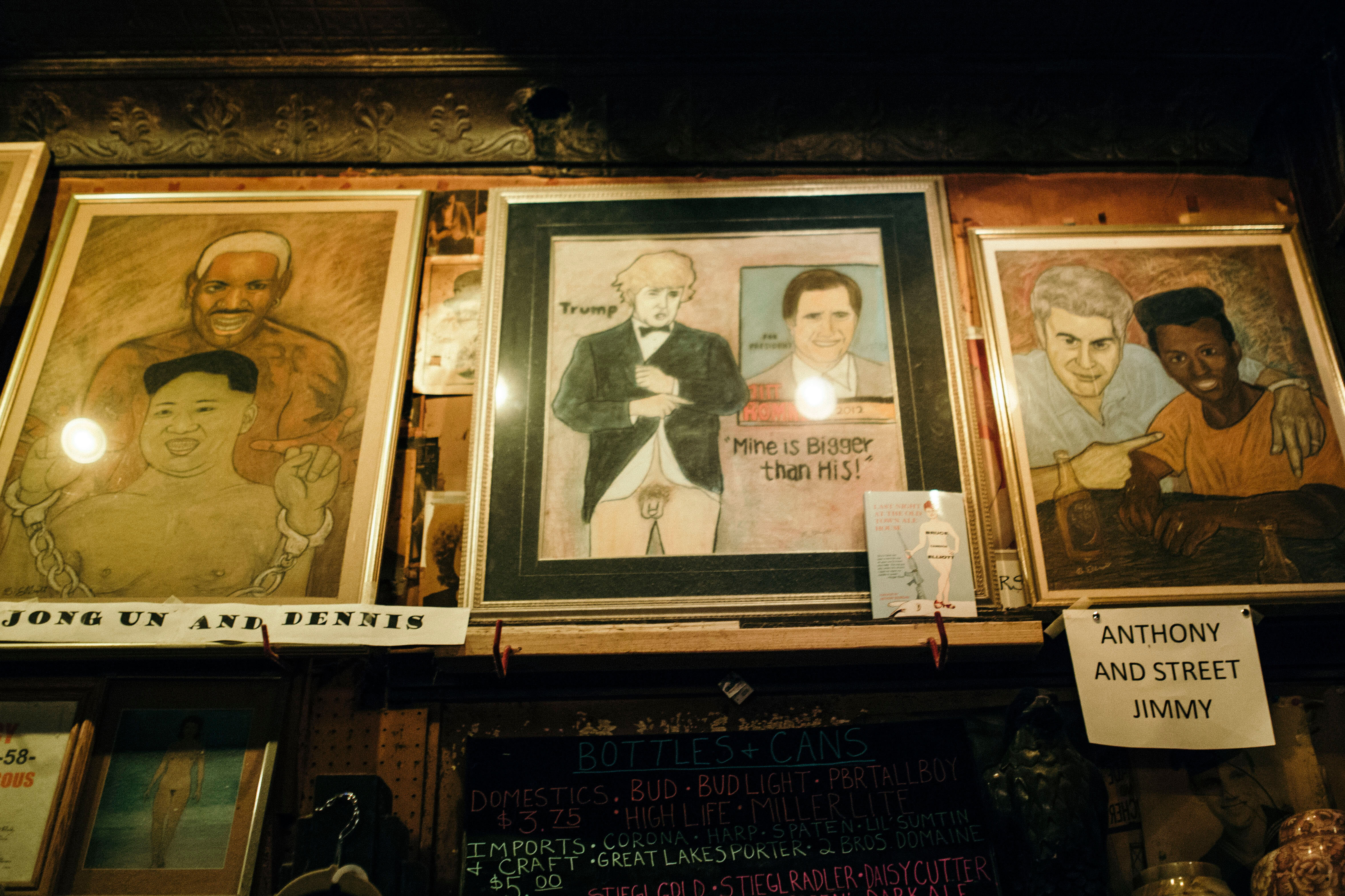 paintings in Old Town Ale House