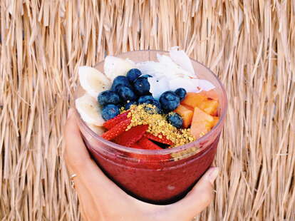 Haleiwa acai bowl with fruit