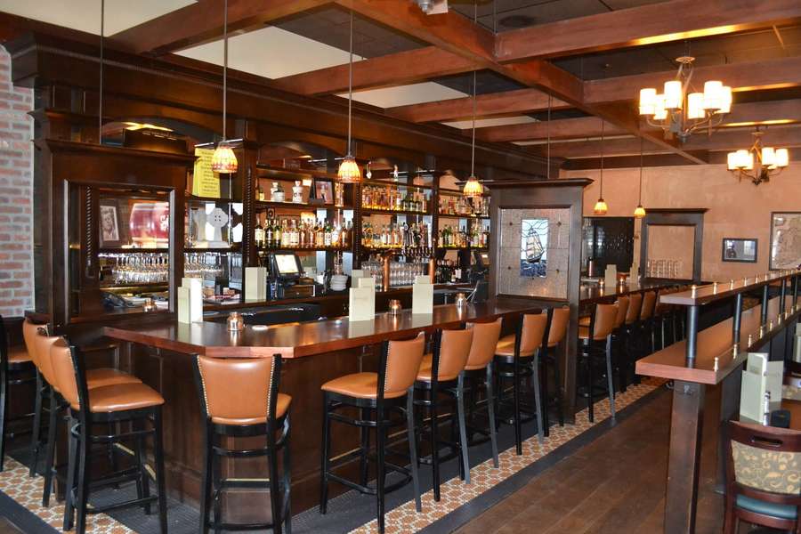 Emmett's Public House: A Bar in Saint Paul, MN - Thrillist