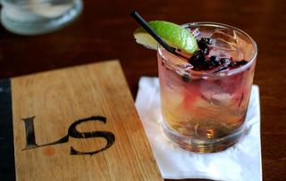 3 Doors Down Cafe A Portland Or Bar