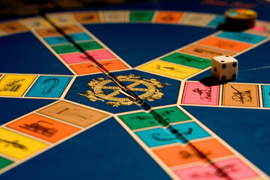 trivial pursuit board game