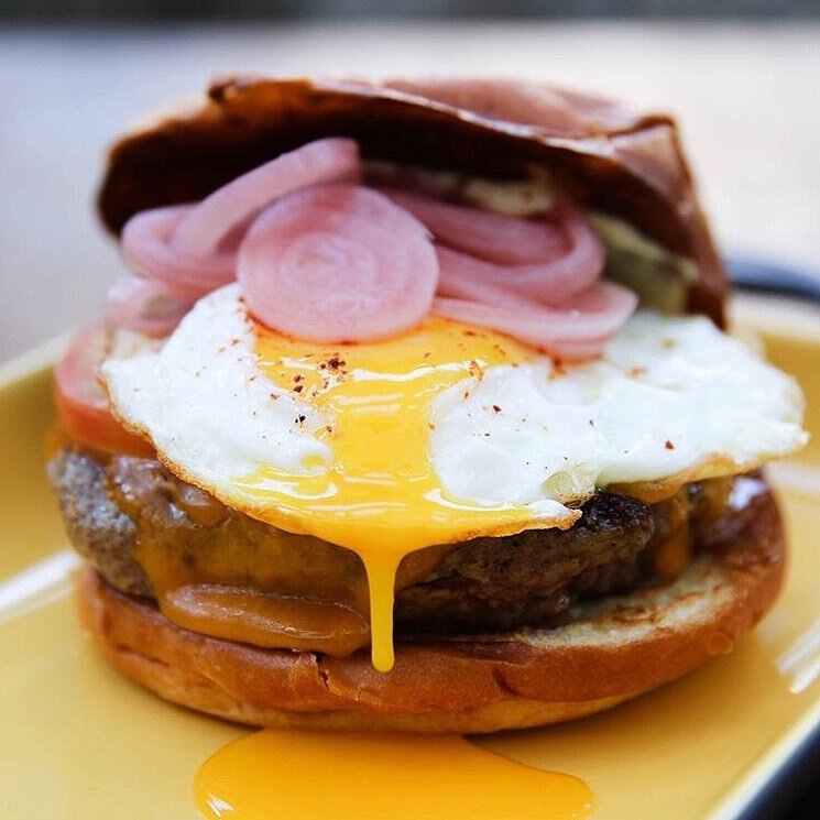 Estrella Sunset burger Los Angeles