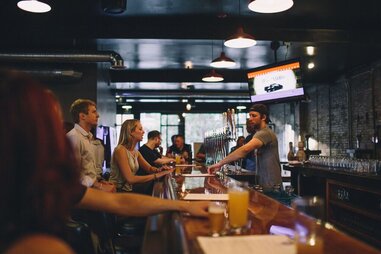 platform cleveland craft beer bar