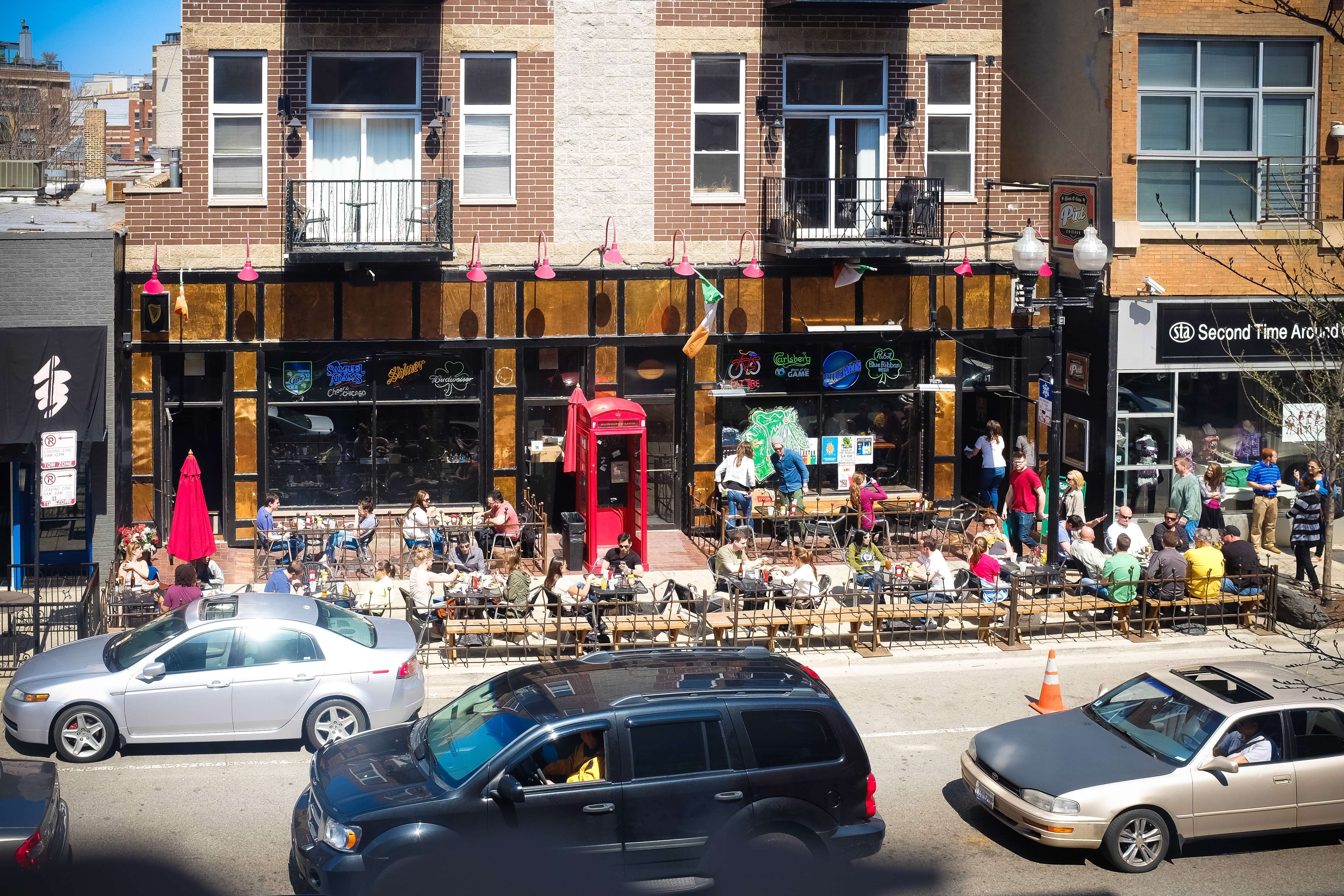 wicker park chicago best bars day drinking