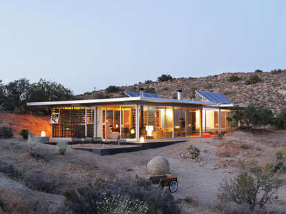 Airbnb in the desert