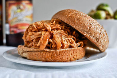 crockpot bbq beer chicken