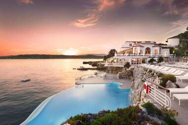 Hotel du Cap Eden-Roc Cliffside Pool