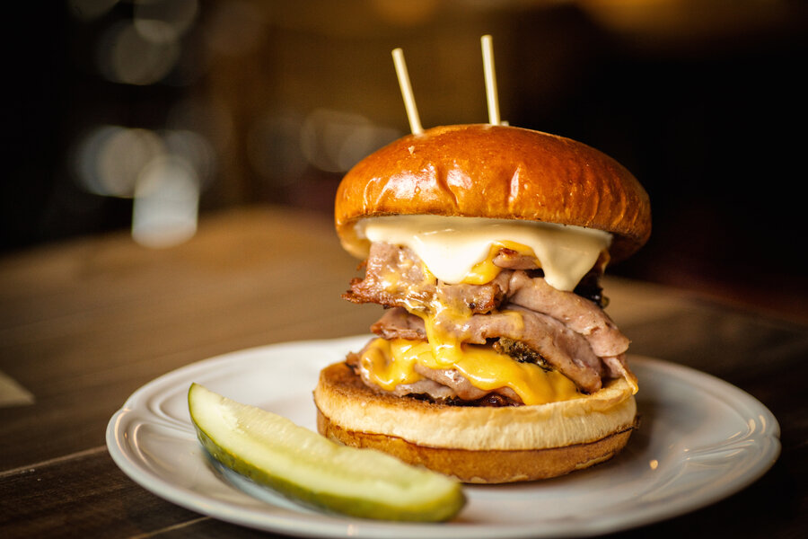 Au Cheval: A Bar in Chicago, IL - Thrillist