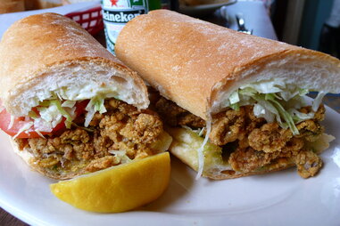 fried oyster po’boy