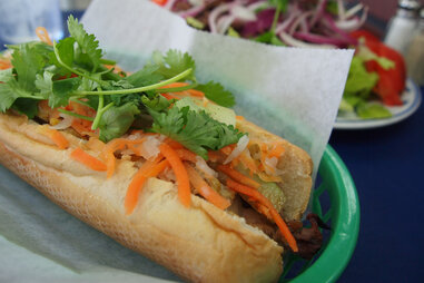 vietnamese bahn mi