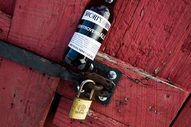 Short’s ControversiALE