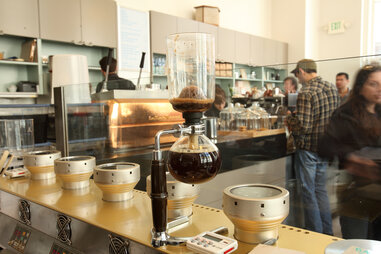 coffee siphon in blue bottle