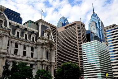 philadelphia skyline city architecture