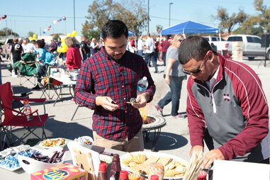 houston tailgate tailgating football