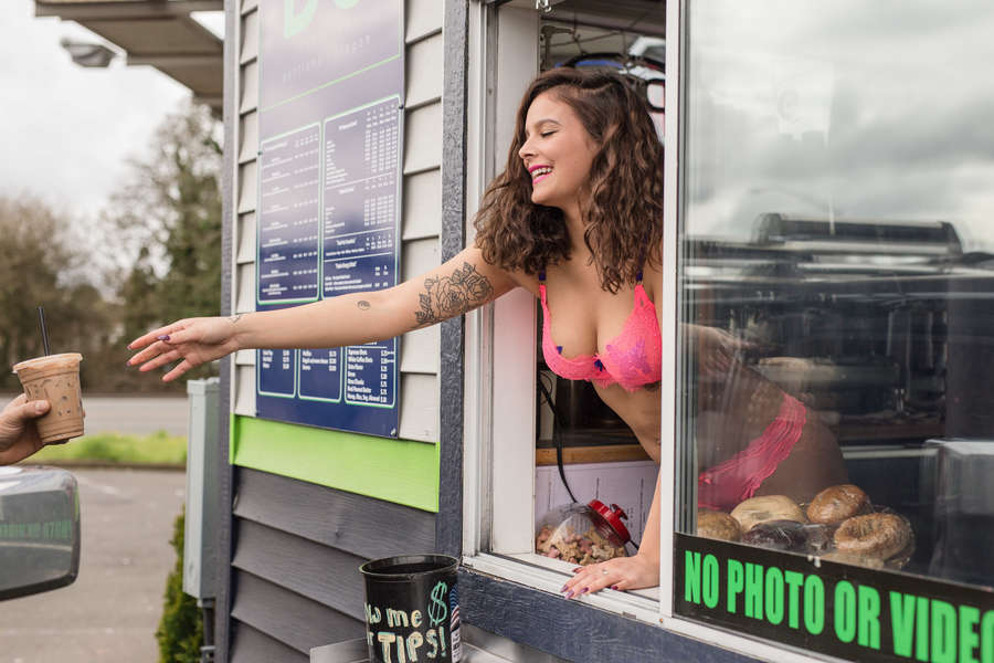 Bikini Baristas Have Taken Over the Pacific Northwest