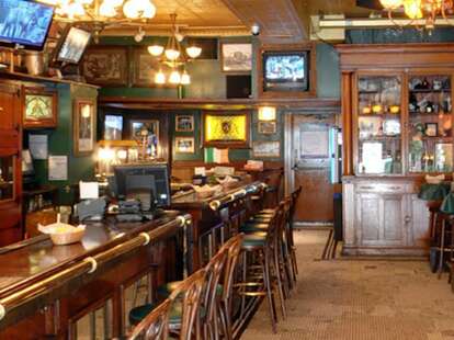 River Shannon Irish bar in Chicago