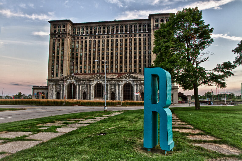 roosevelt park detroit michigan central station