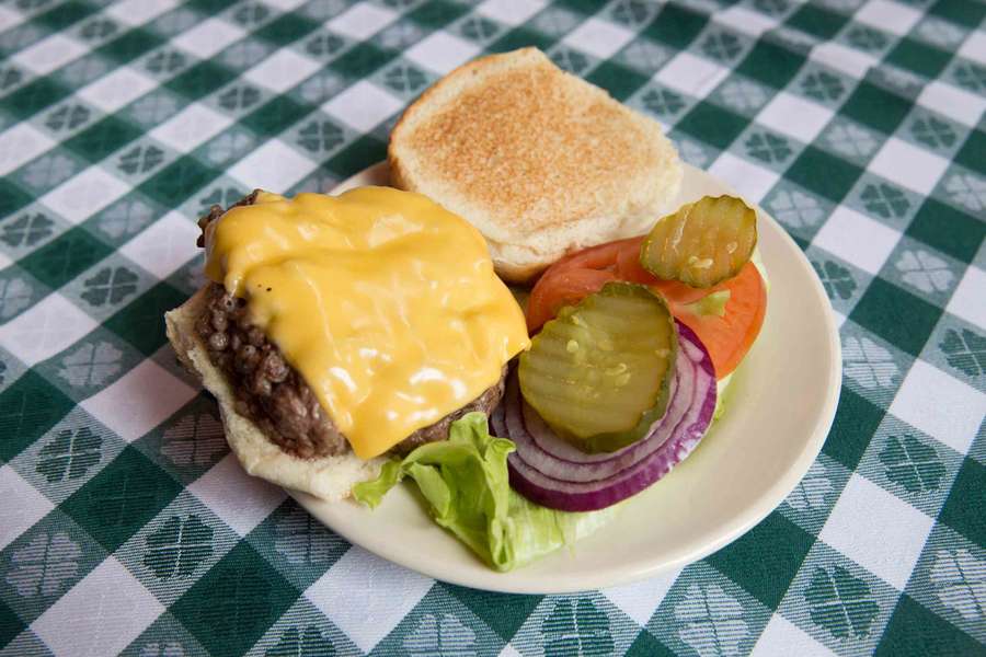 J.G. Melon A Bar in New York, NY Thrillist