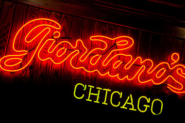 girodano’s chicago neon sign pizza