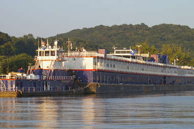 Riverboat on the Mississippi