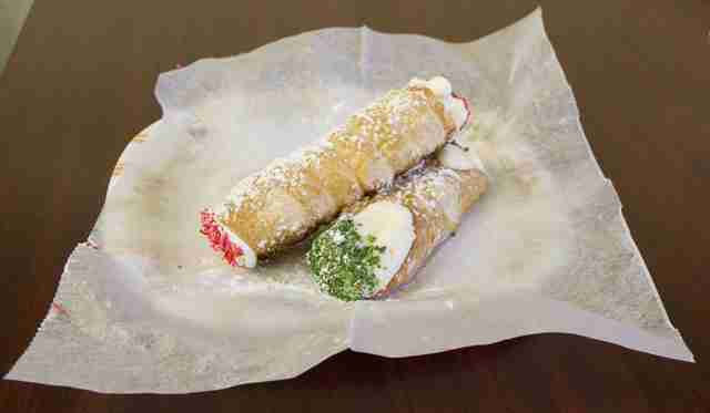 Cannoli at Gino's