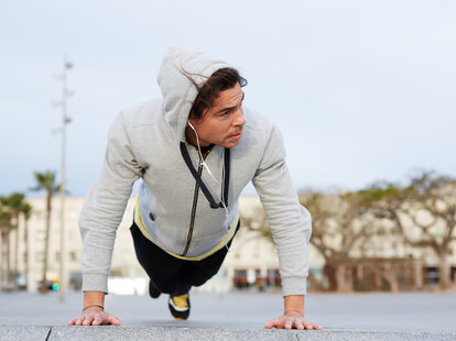 outdoor workouts, outdoor pushups, pushups