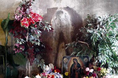 virgin mary highway underpass chicago