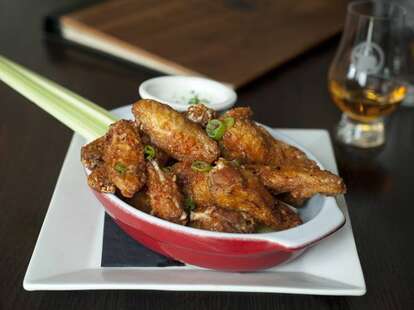 Fountainhead Chicago chicken wings thrillist food