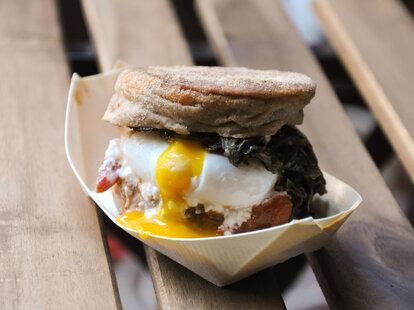 breakfast sandwich at Smorgasburg