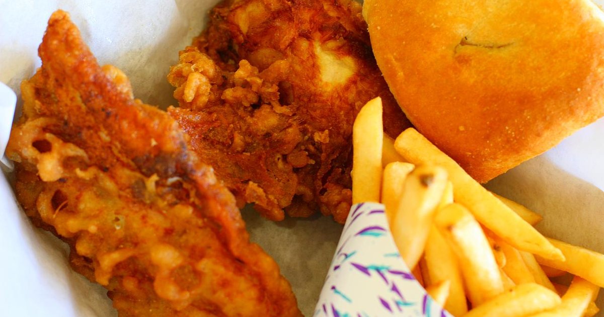 Honey's Kettle Fried Chicken A Los Angeles, CA Restaurant.