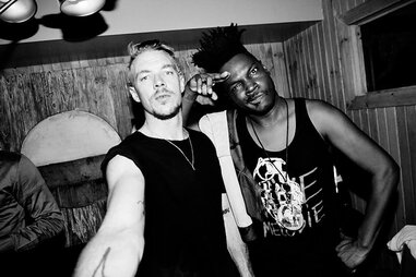 dip and dl at a party