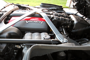 The Viper’s engine is the epitome of old-school displacement