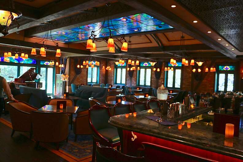 Club 33, Disneyland bar