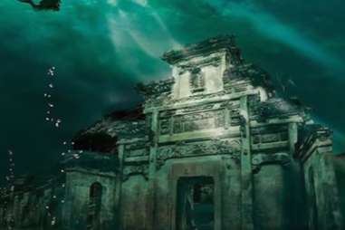 The lion city, Underwater Cities You Can Visit