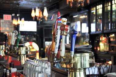 Taps at Pete’s Tavern