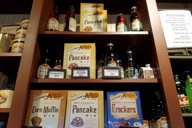 Cracker Barrel store