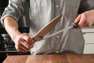 sharpen a knife kitchen skills