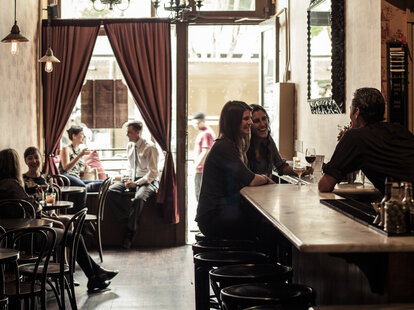 two sisters bar and books san francisco