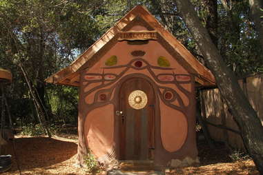 gingerbread house Airbnb