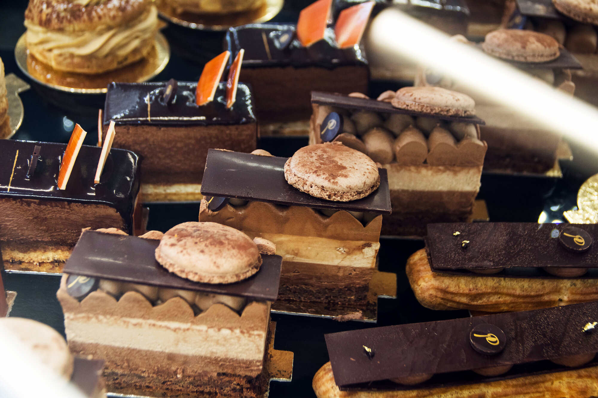 chocolate pastries, chocolate desserts