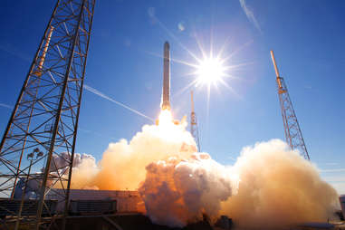 SpaceX Dragon rocket launch