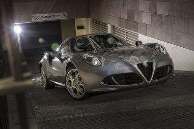 The Alfa Romeo 4C is actually kinda…green?
