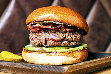 Laurel Tavern burger studio city