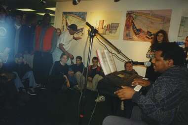 Wesley Willis performing in Chicago