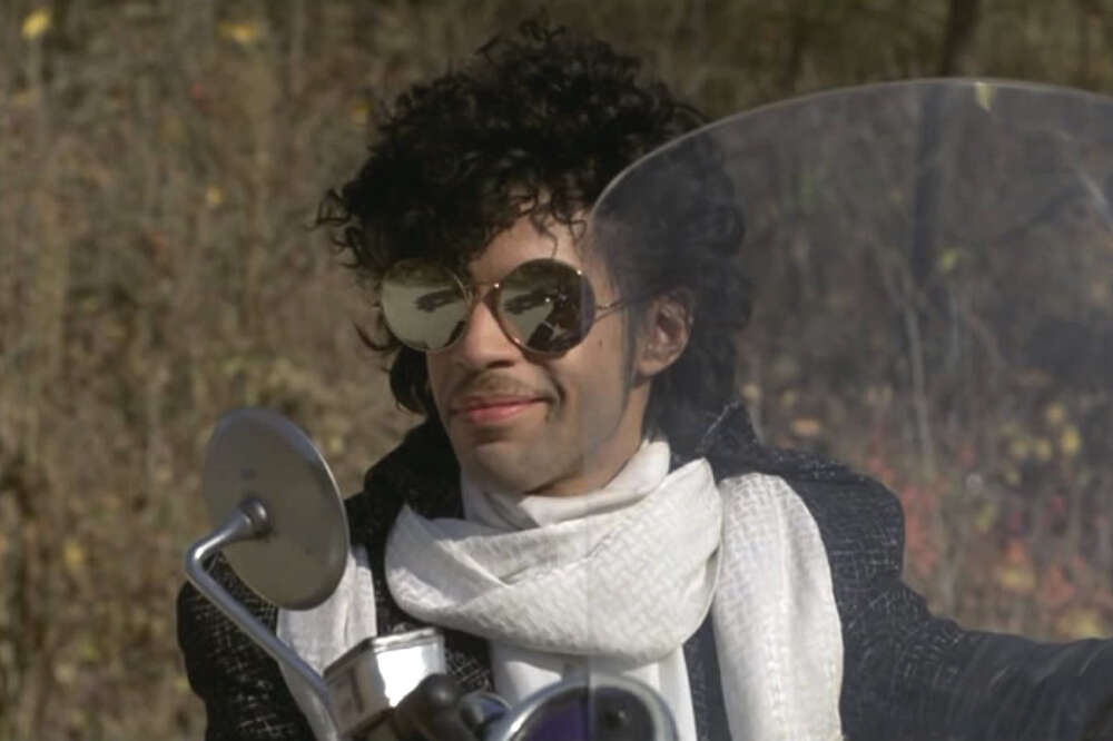 Prince Purple Rain Round Sunglasses From The Movie! RARE